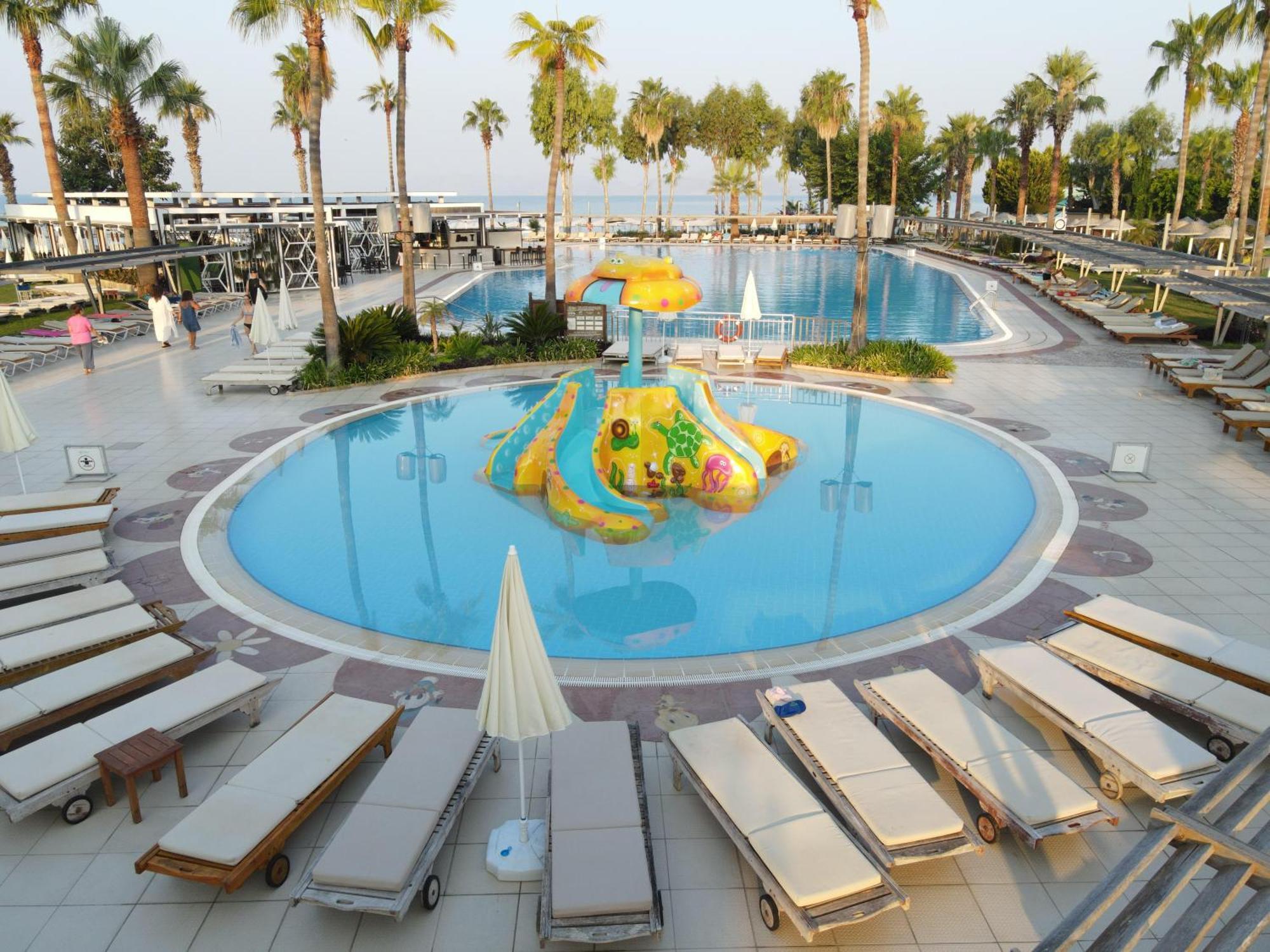 Club Tuana Fethiye Hotel Екстериор снимка